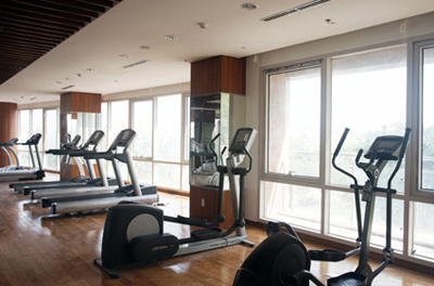 thiet-bi-hien-dai-fitness-center-xi-riverview-palace